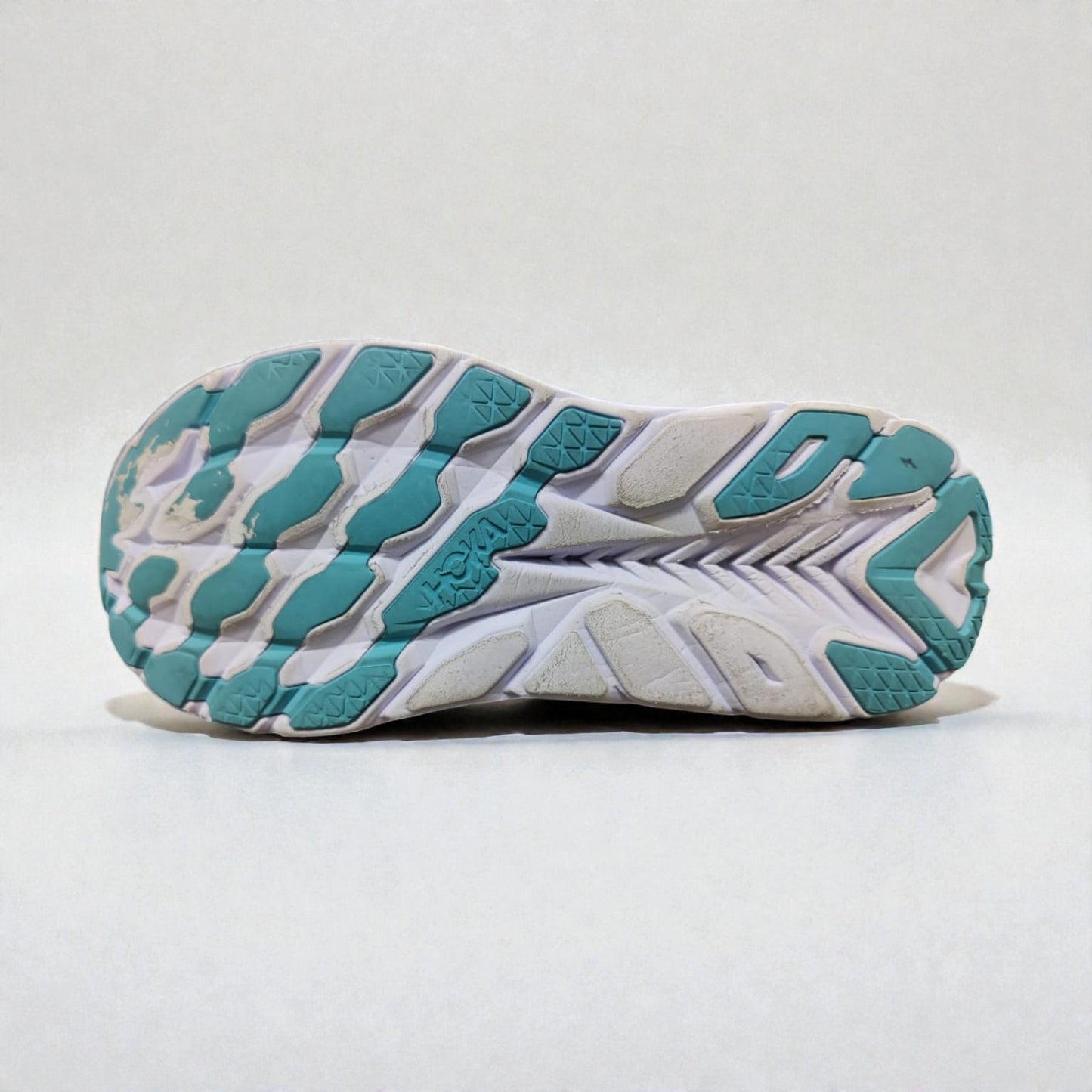 HOKA ONE ONE CLIFTON 8 (Size 40.5/UK 7)