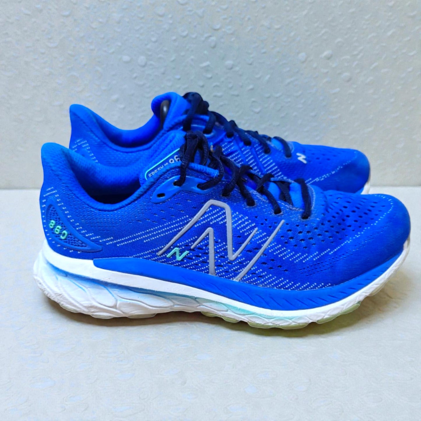 NB FRESH FOAM (Size 40/UK 6.5)