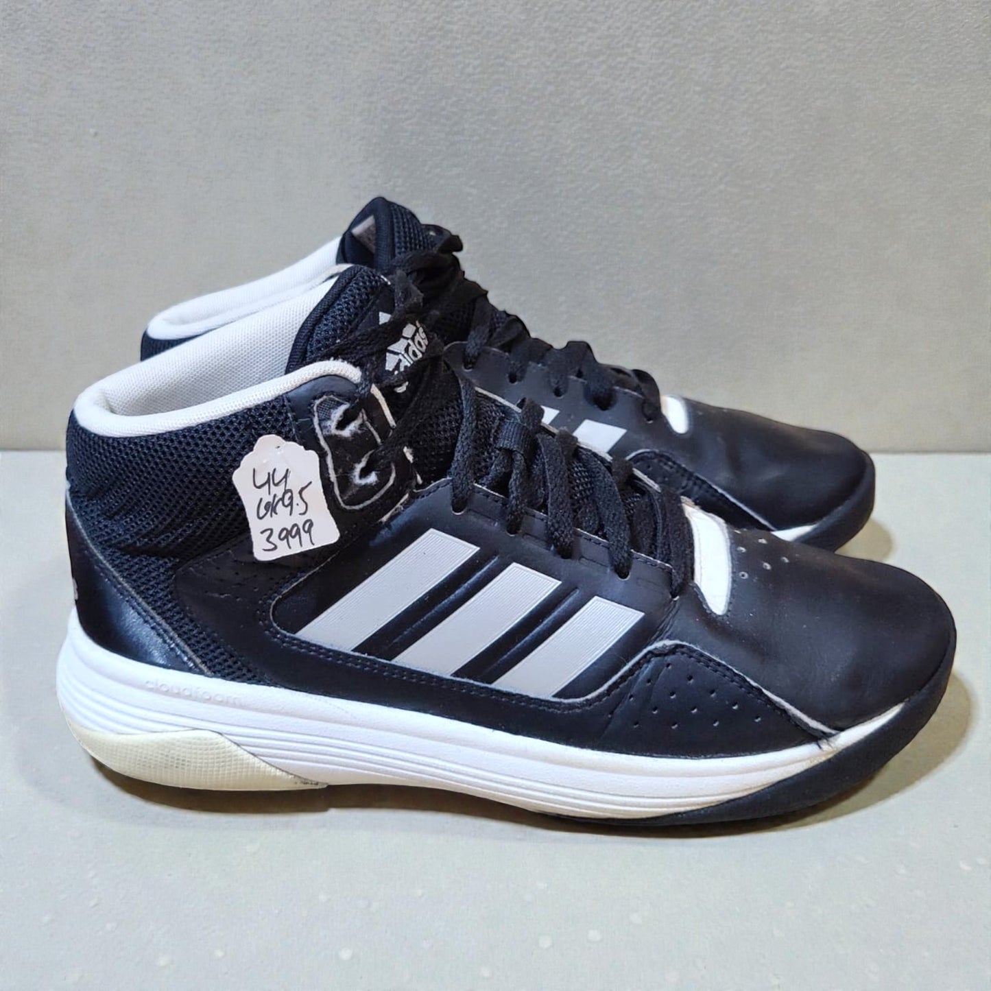 Adidas Cloudfoam (Euro 44/UK 9.5)