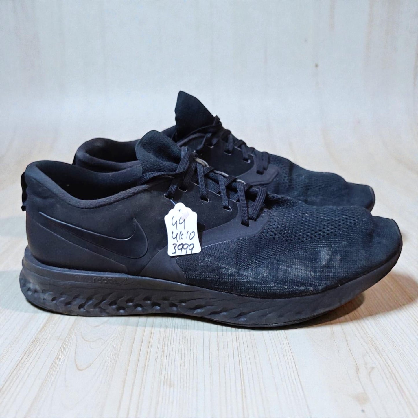 Nike Odyssey React 2 (Euro 44/UK 10)