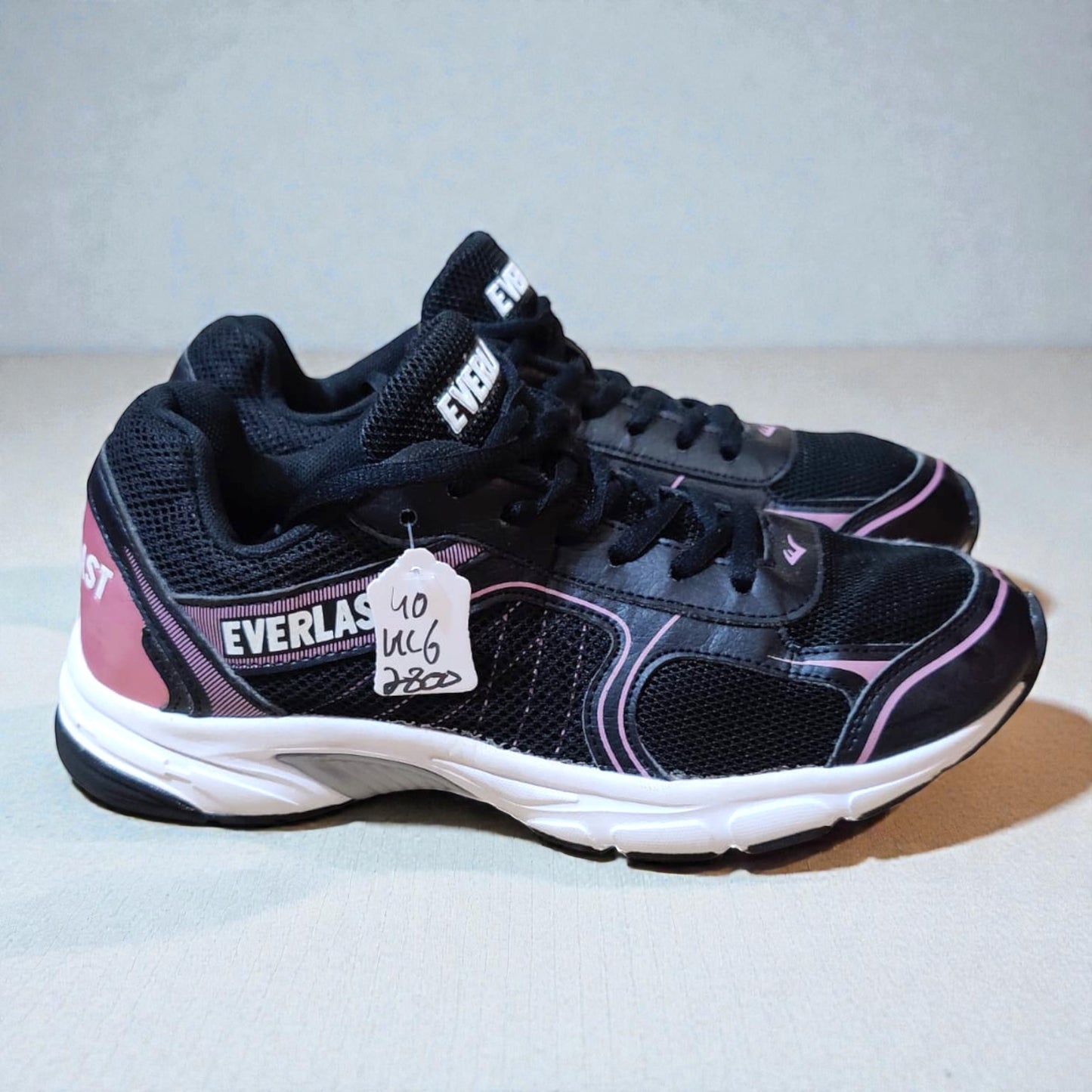 Everlast Shoes (Euro 40/UK 6)