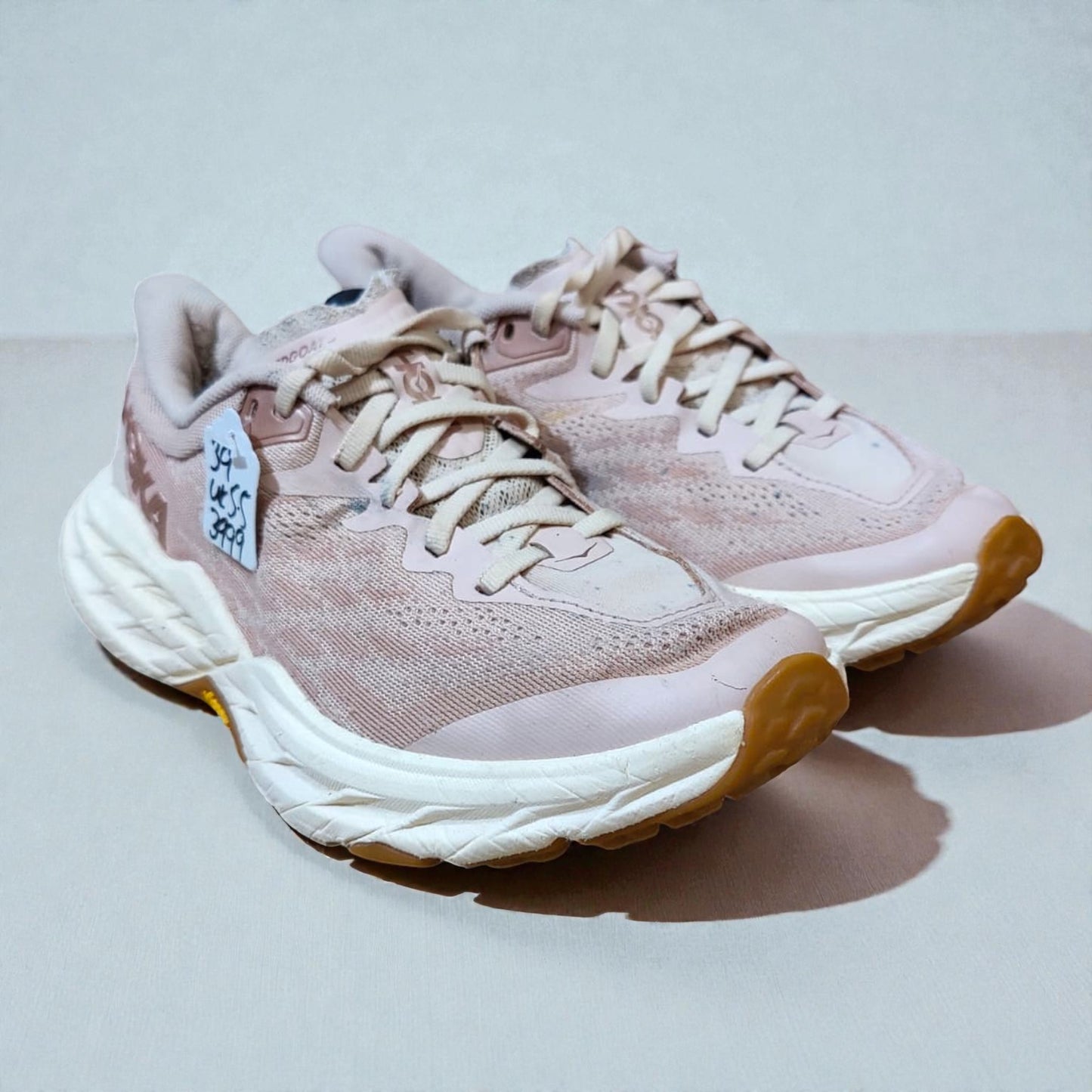 Hoka Speedgoat 5 Trail (Euro 39/Uk 5.5)