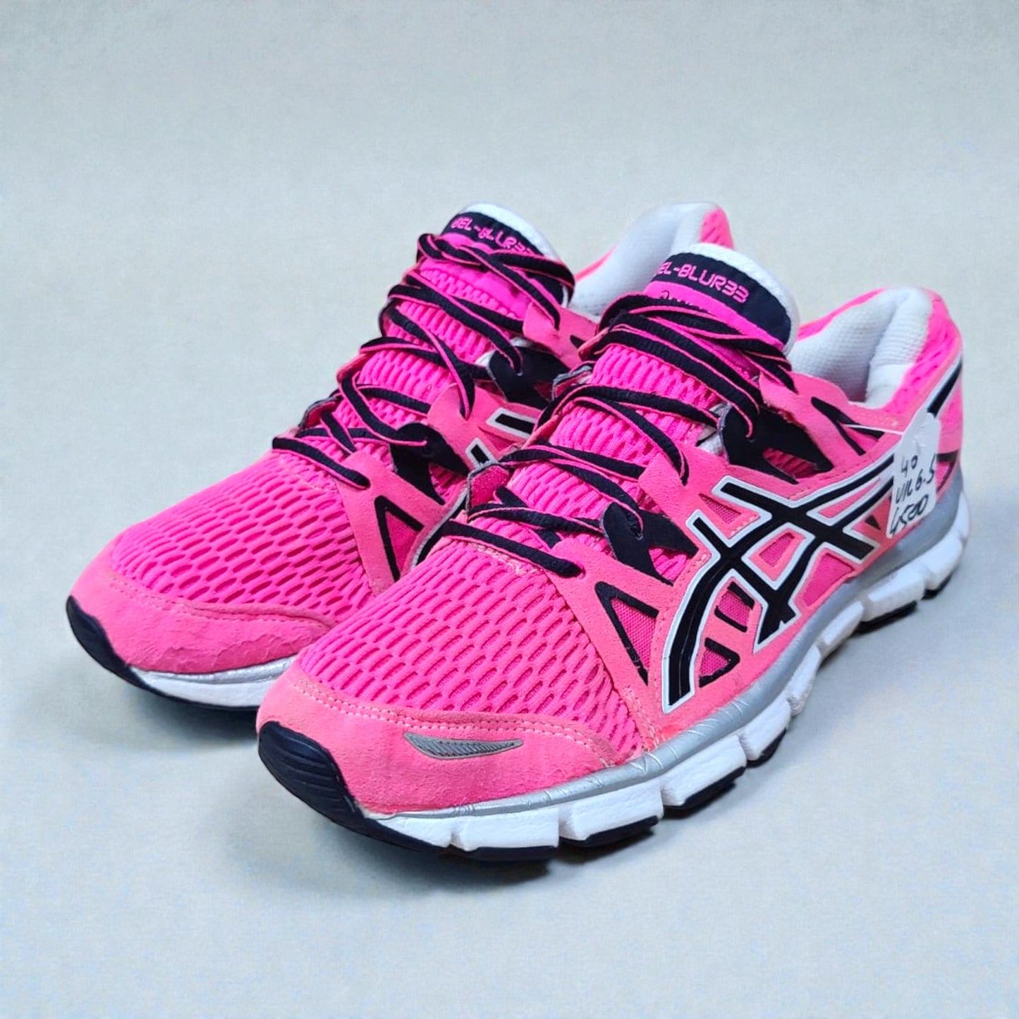 Asics Gel-Blur 33 (Euro 40/UK 6.5)