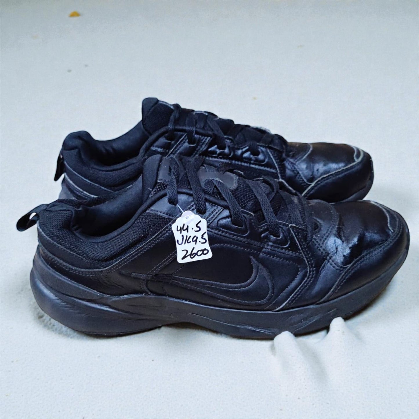 Nike Defy All Day (Euro 44.5/UK 9.5)