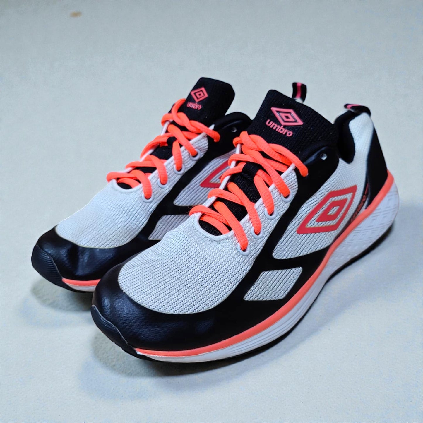 Umbro Pointure (Euro 40/UK 6)