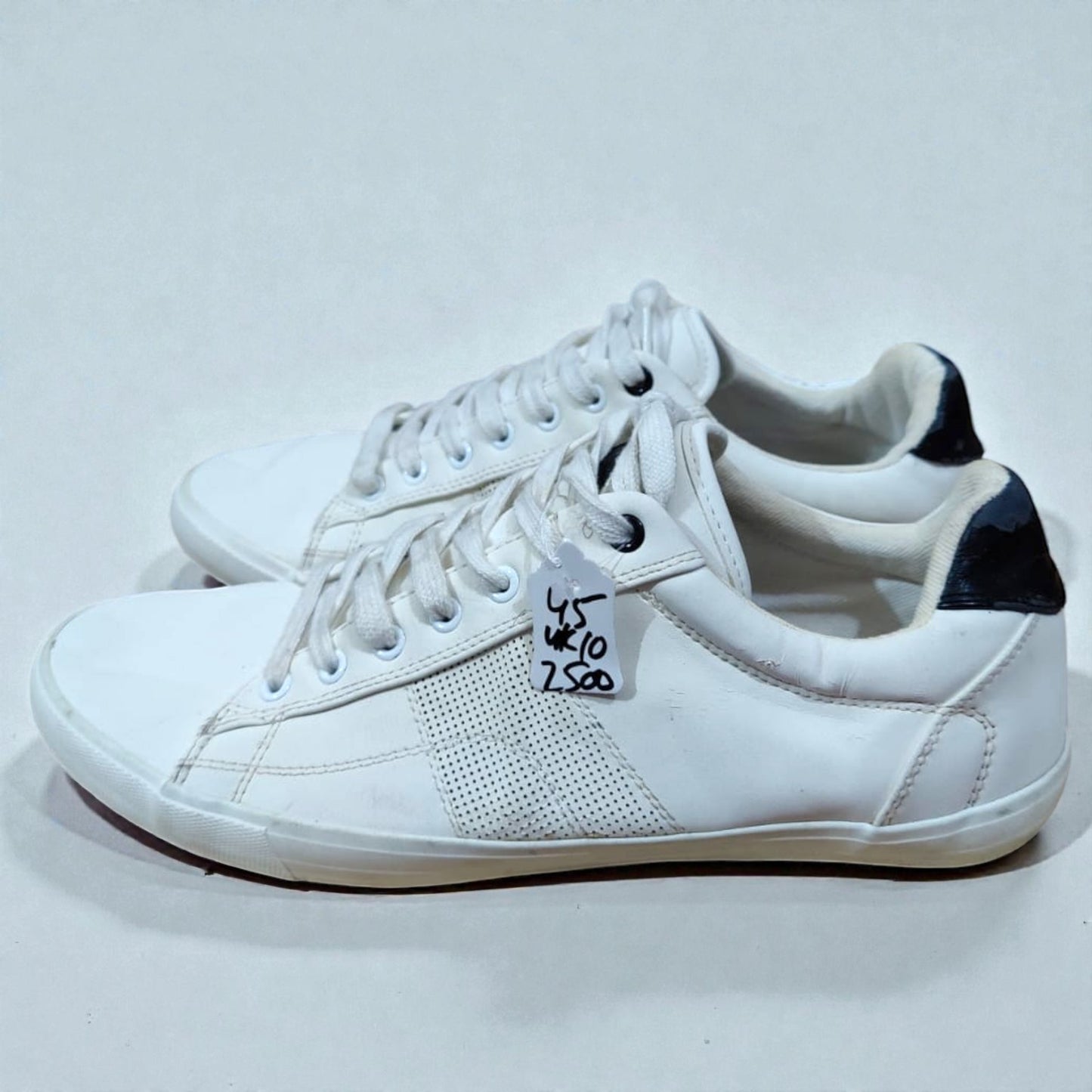 White Casual Sneaker (Euro 45/UK 10)