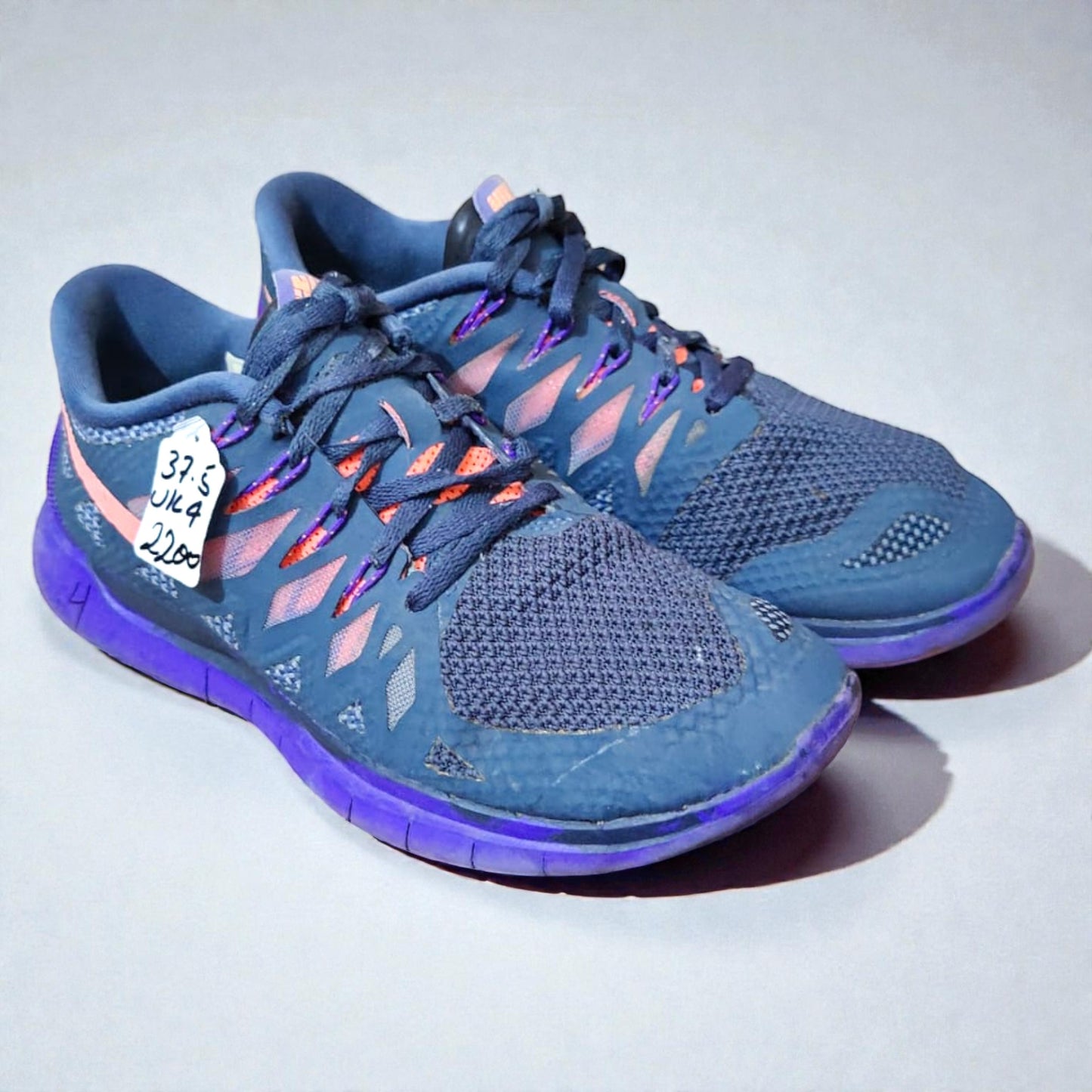 Nike Free 5.0 (Euro 37.5/UK 4)