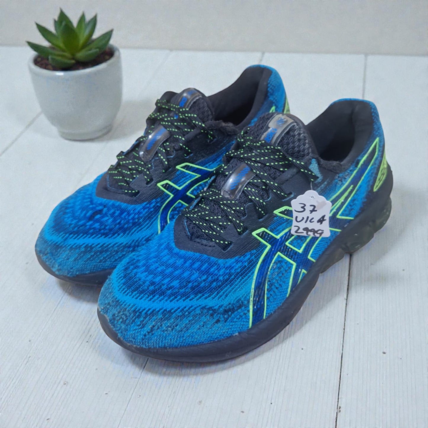 Asics Gel-Quantum (Euro 37/UK 4)