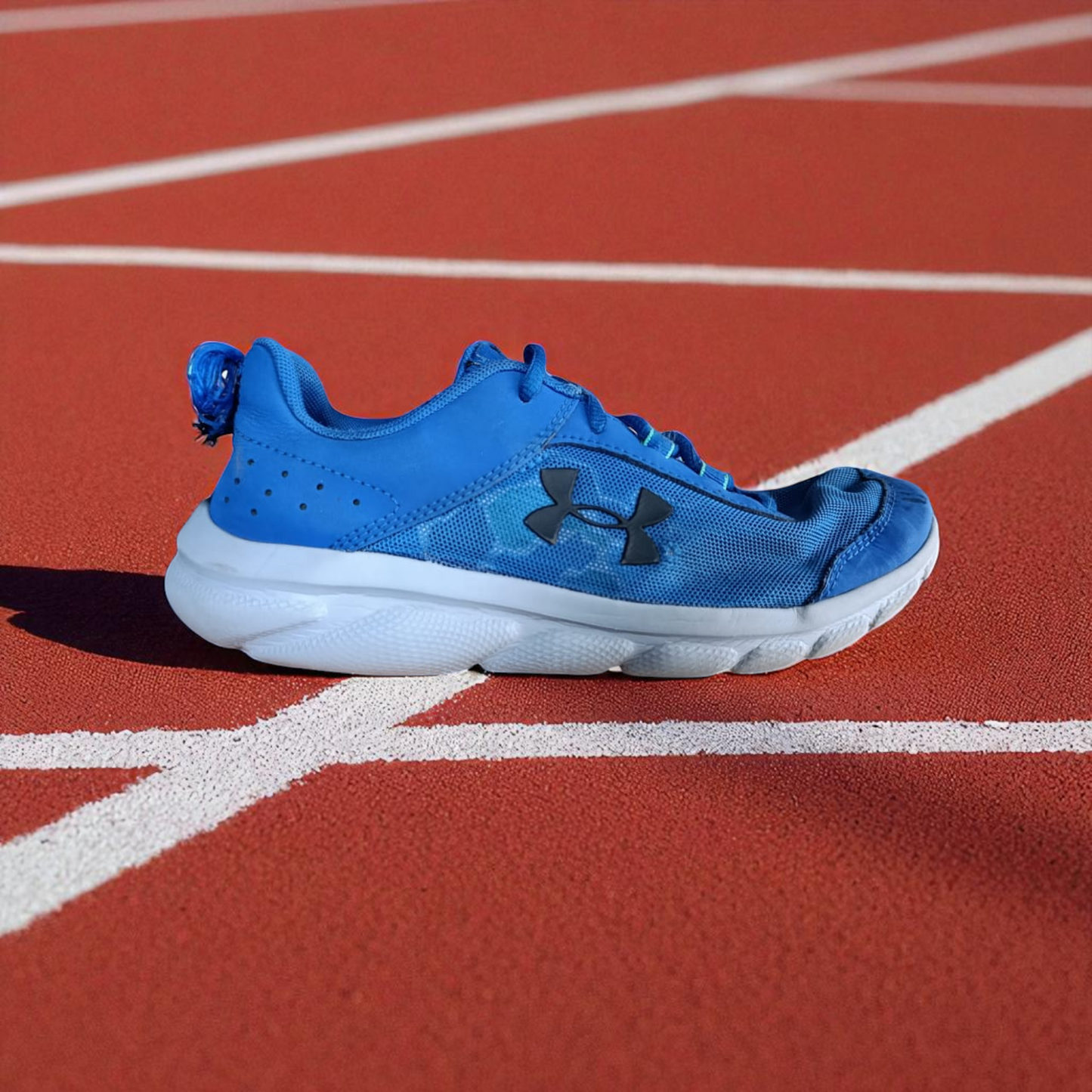 UNDER ARMOUR (Size 40/UK 6)