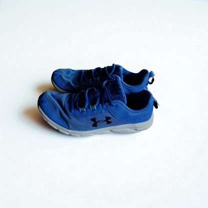 UNDER ARMOUR (Size 40/UK 6)