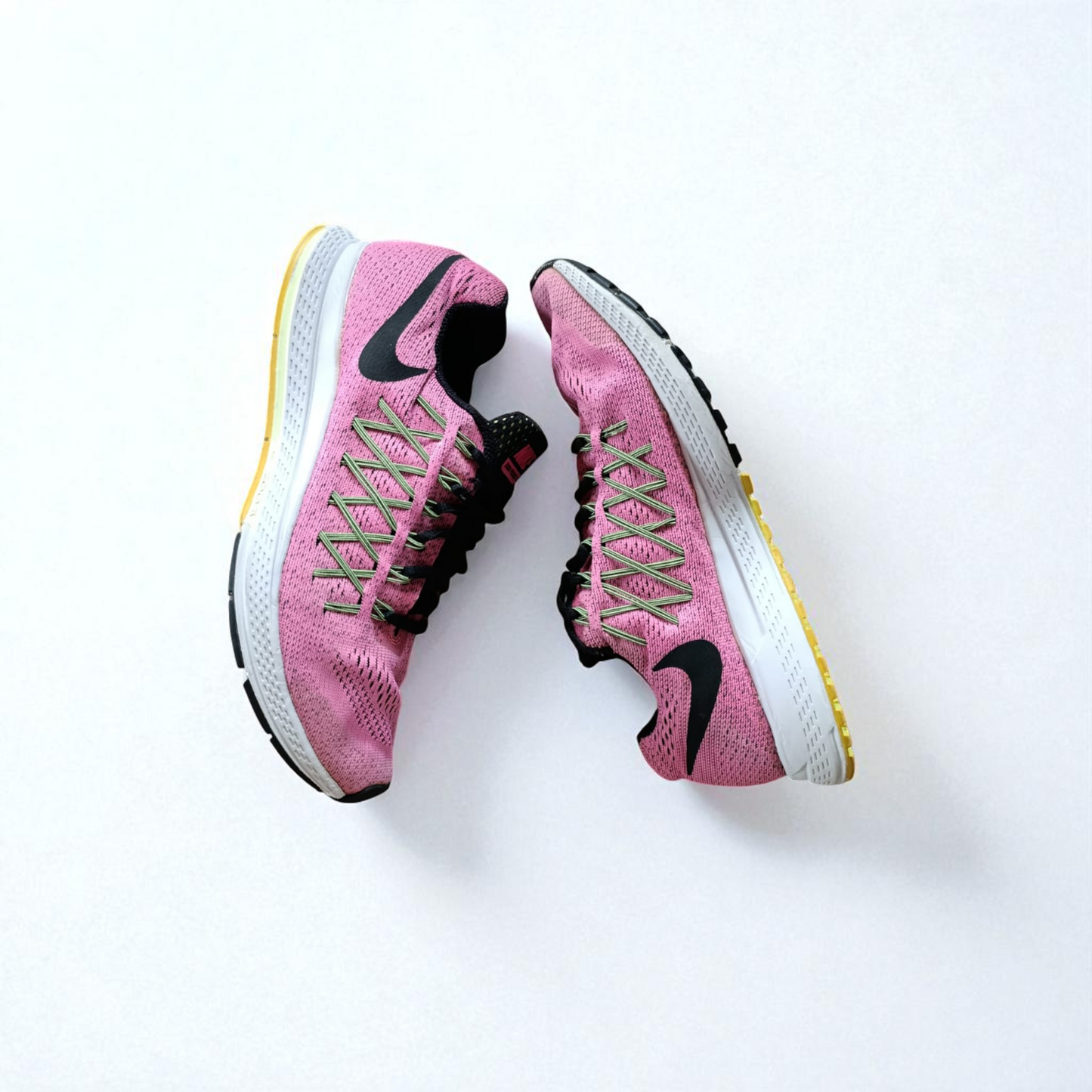 NIKE AIR ZOOM (Size 41/UK 7)