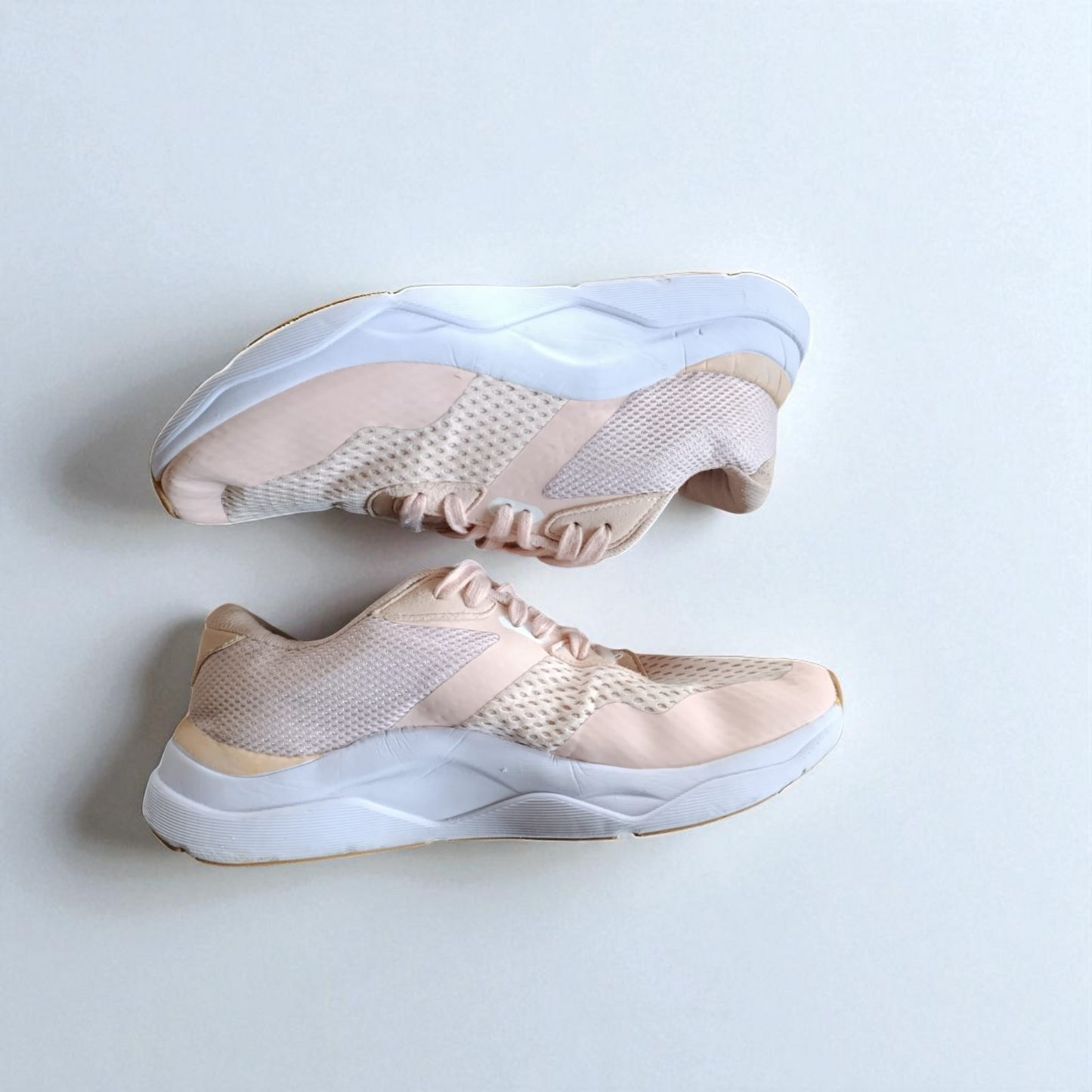 AVIA Shoes (Size 42/UK 8)