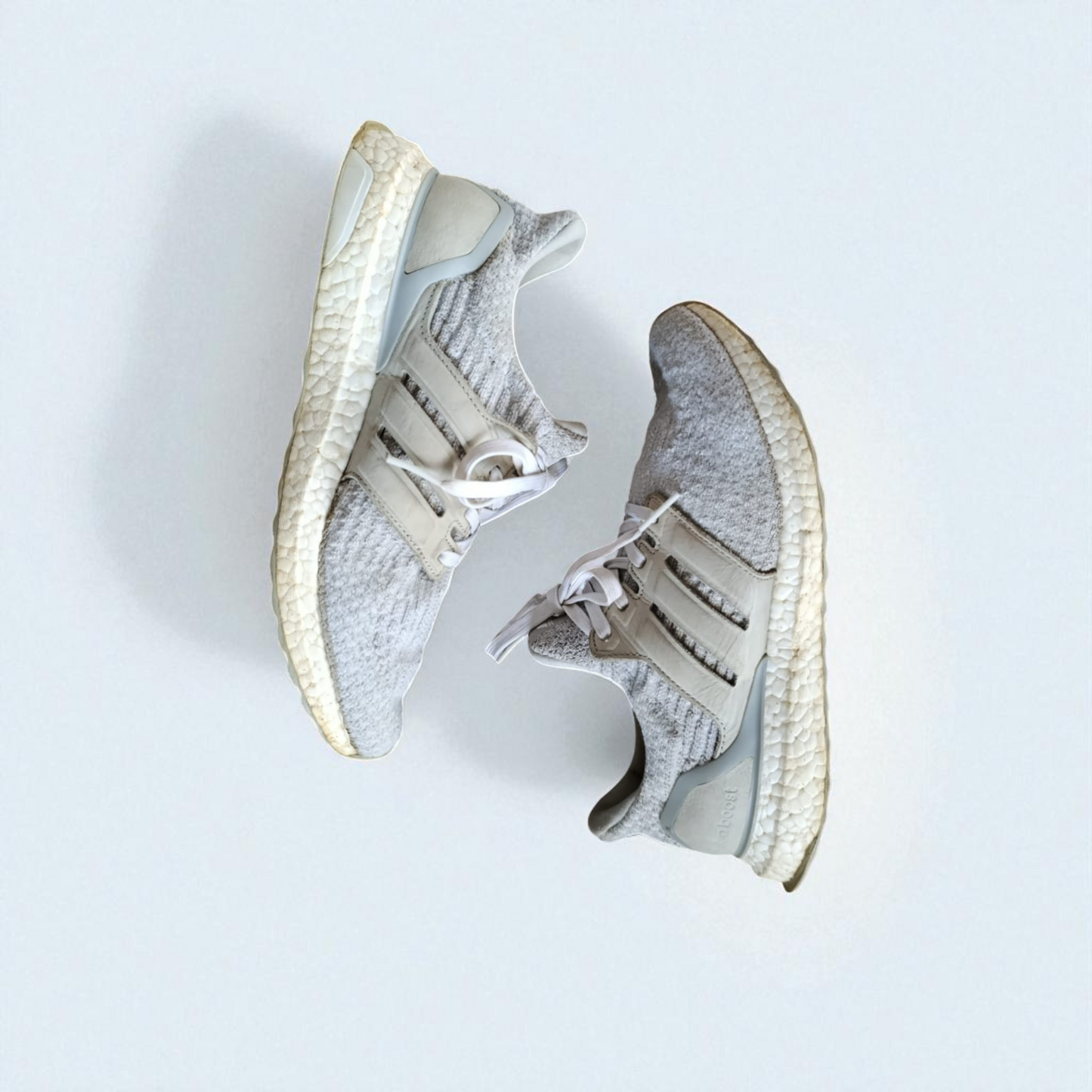 ADIDAS ULTRABOOST (Size 41/UK 7)