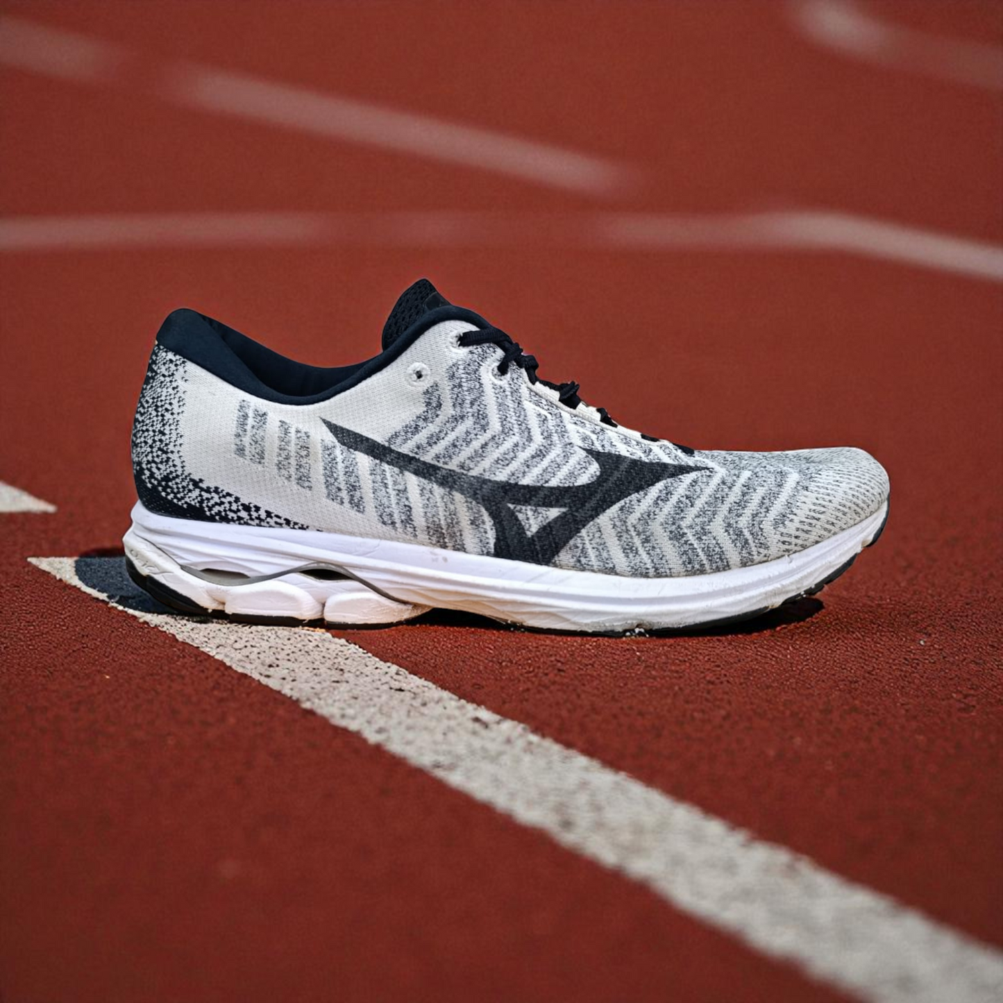 MIZUNO WAVE RIDER (Size 48.5/UK 13)