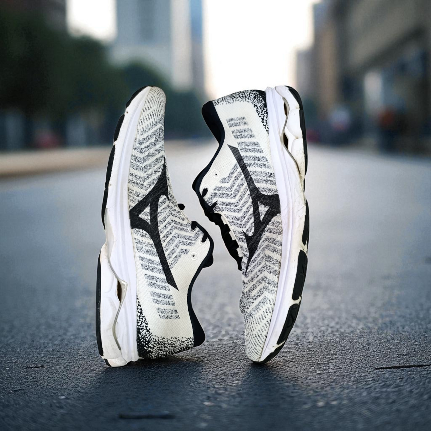 MIZUNO WAVE RIDER (Size 48.5/UK 13)