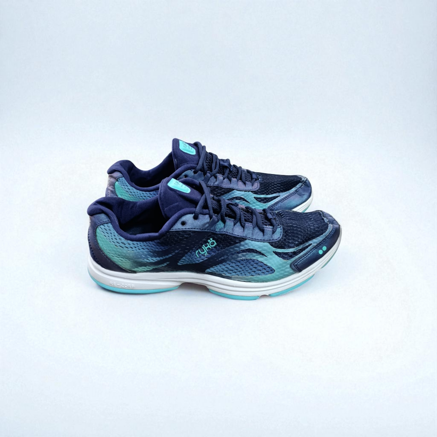RYKA DEVOTION PLUS 2 (Size 40/UK 8)