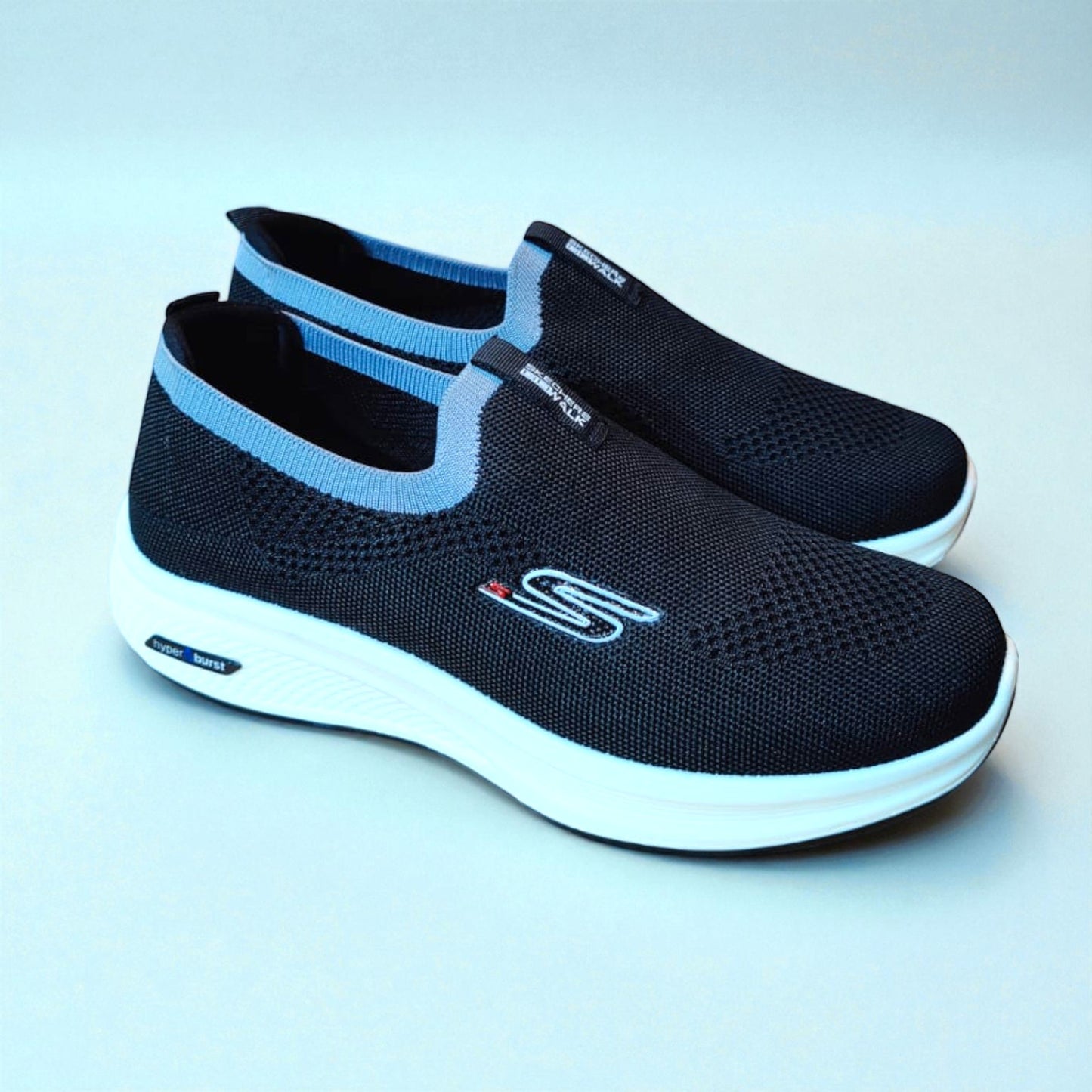 SKECHERS