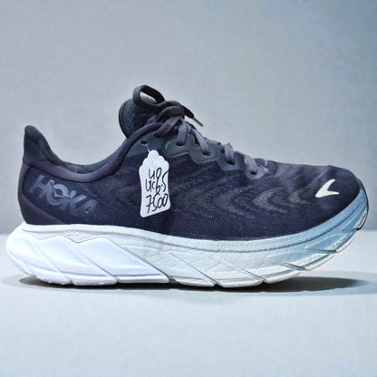 HOKA ONE ONE ARAHI 6 (Size 40/UK 6.5)