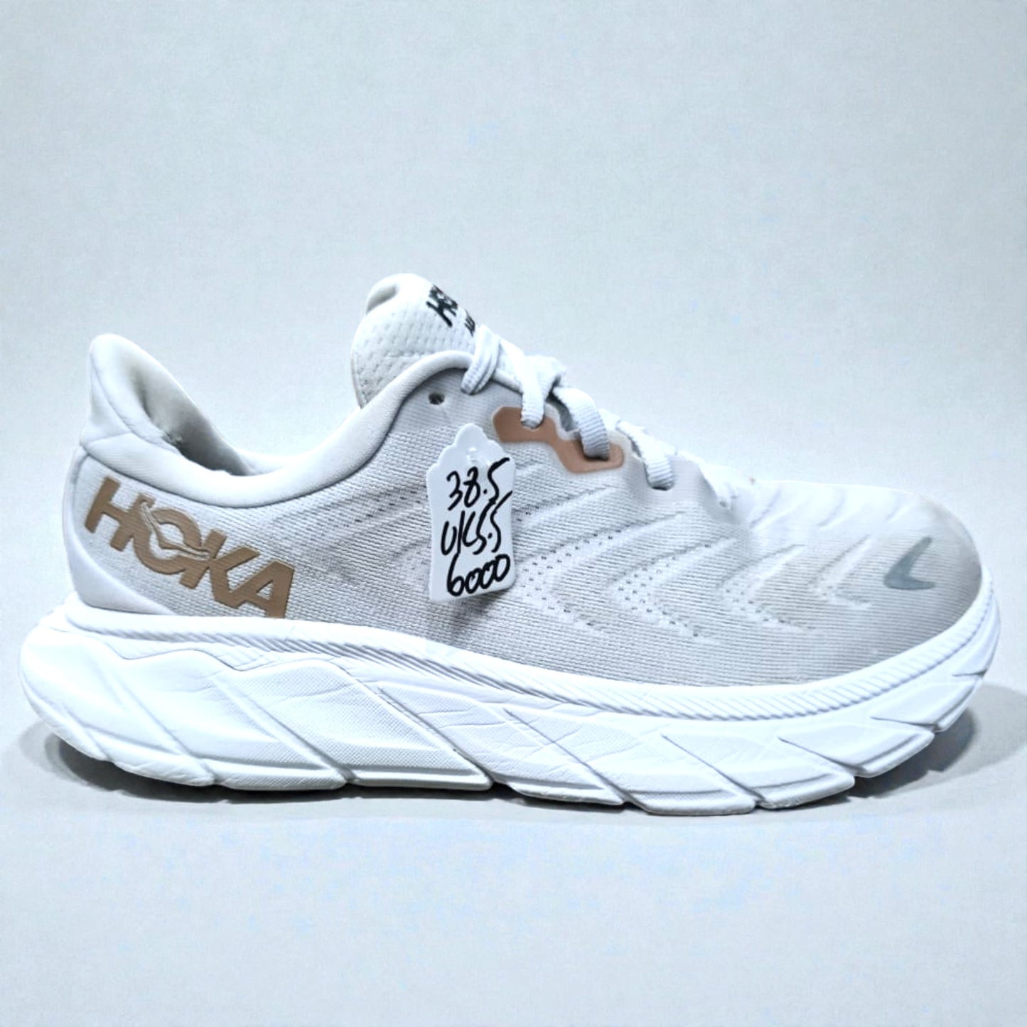 HOKA ARAHI 6 (Size 38.5/UK 5.5)