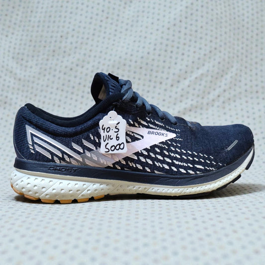 BROOKS GHOST 13 (Size 40.5/UK 6)
