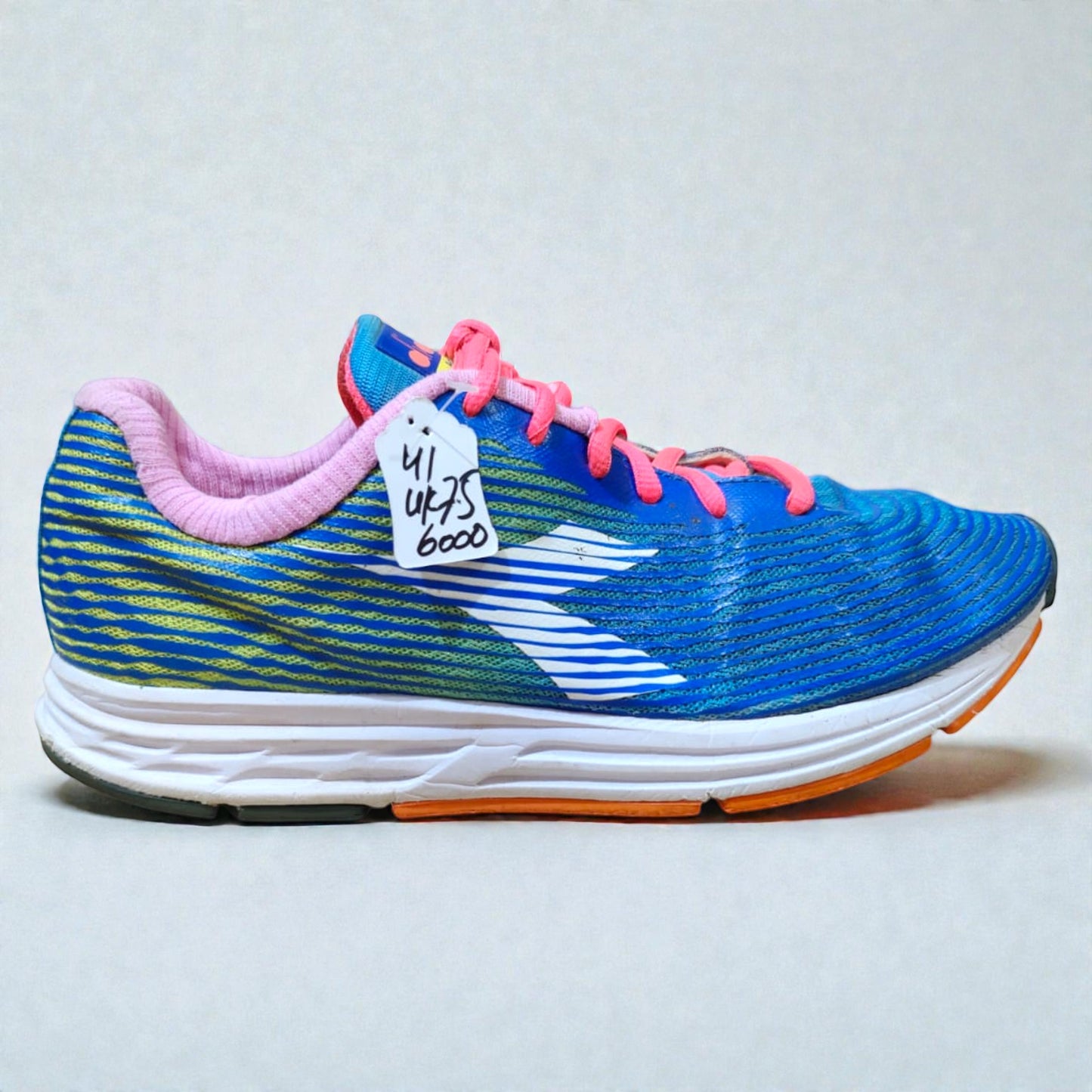 DIADORA ACTION PLUS 3 (Size 41/UK 7.5)