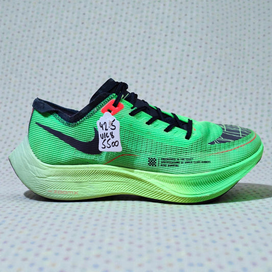 NIKE ZOOM X VAPORFLY (Size 42.5/UK 8)