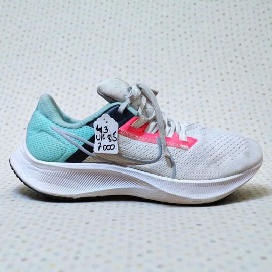 NIKE AIR ZOOM PEGASUS 38 (Size 43/UK 8.5)