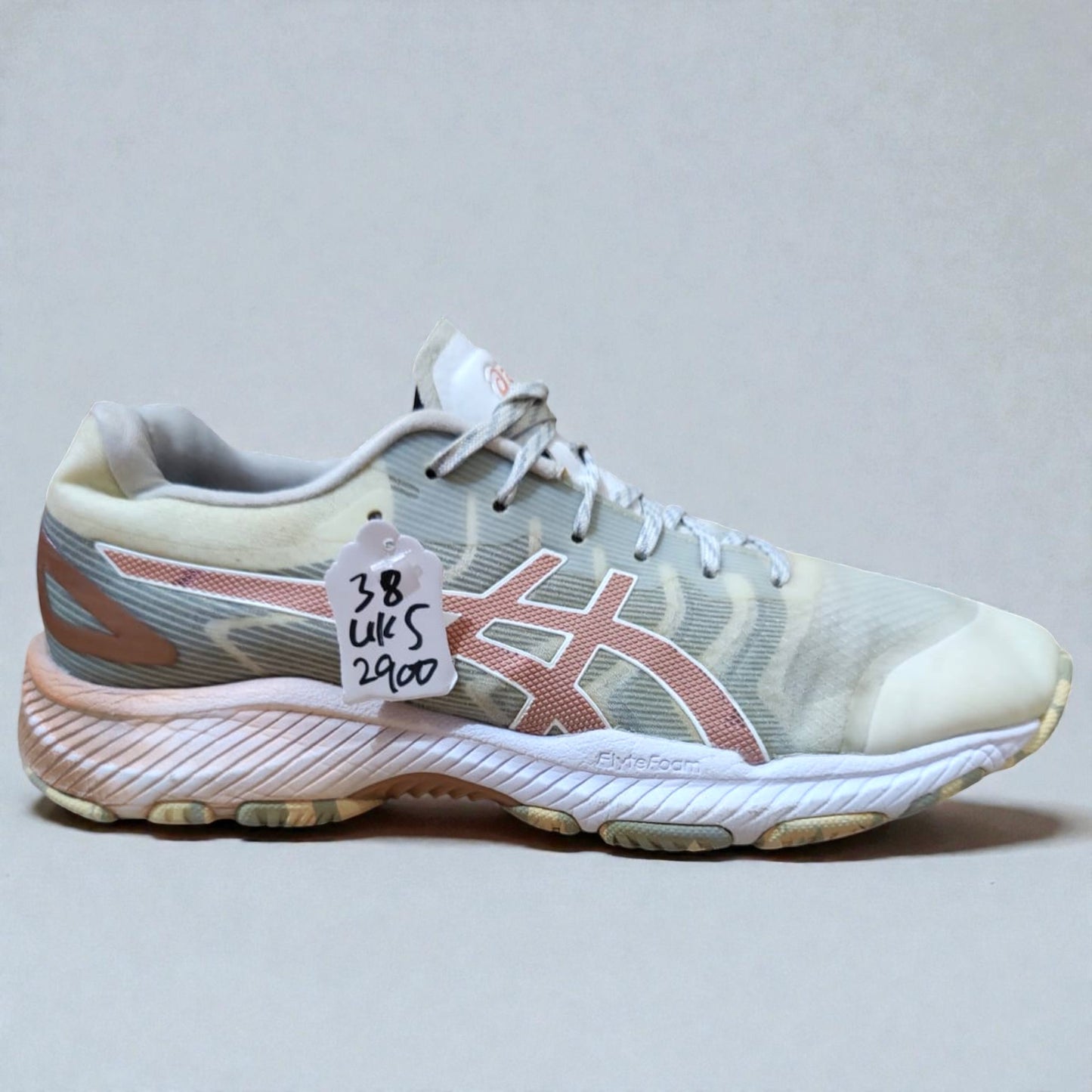 Asics Netburner (Euro 38/UK 5)
