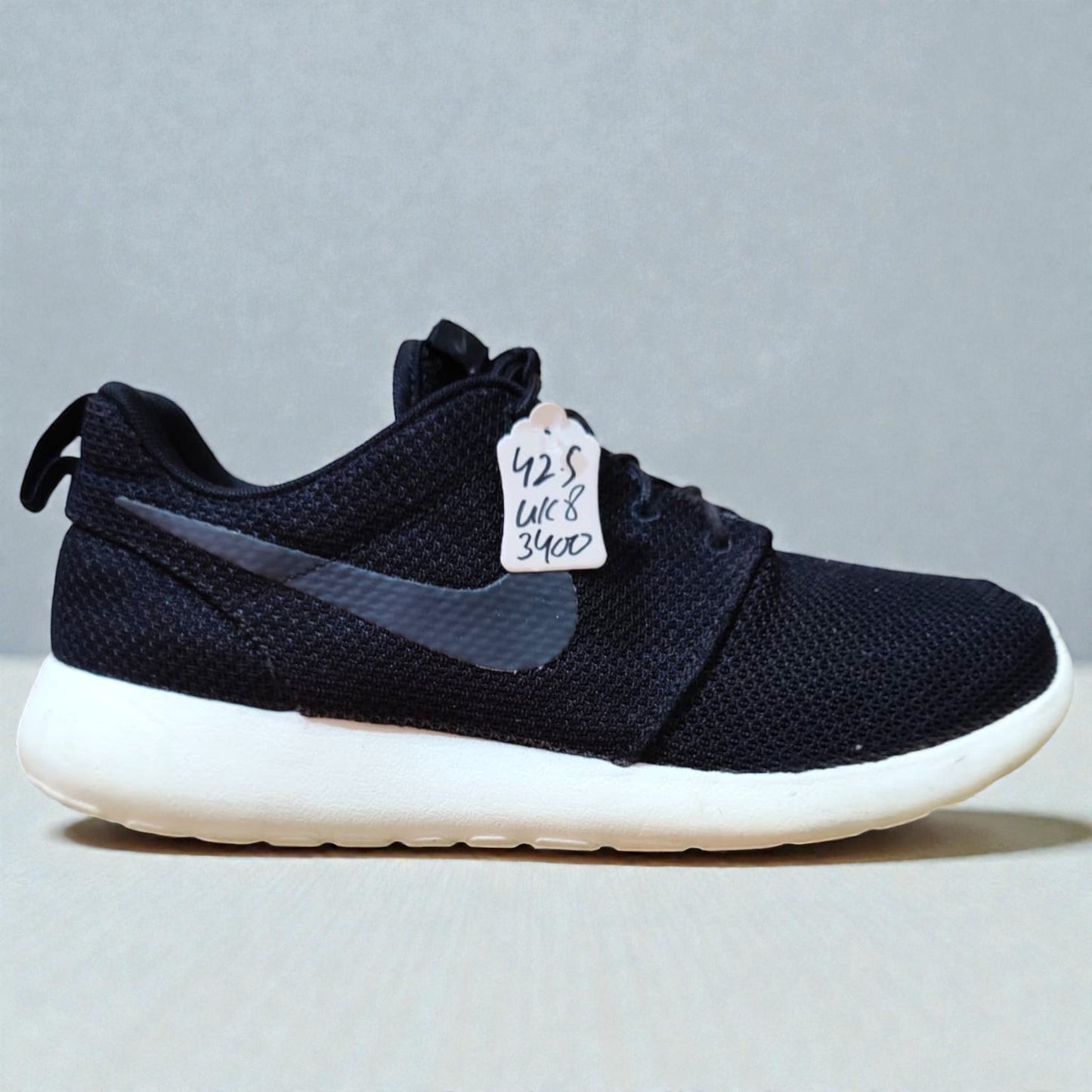 Nike Roshe One (Euro 42.5/UK 8)
