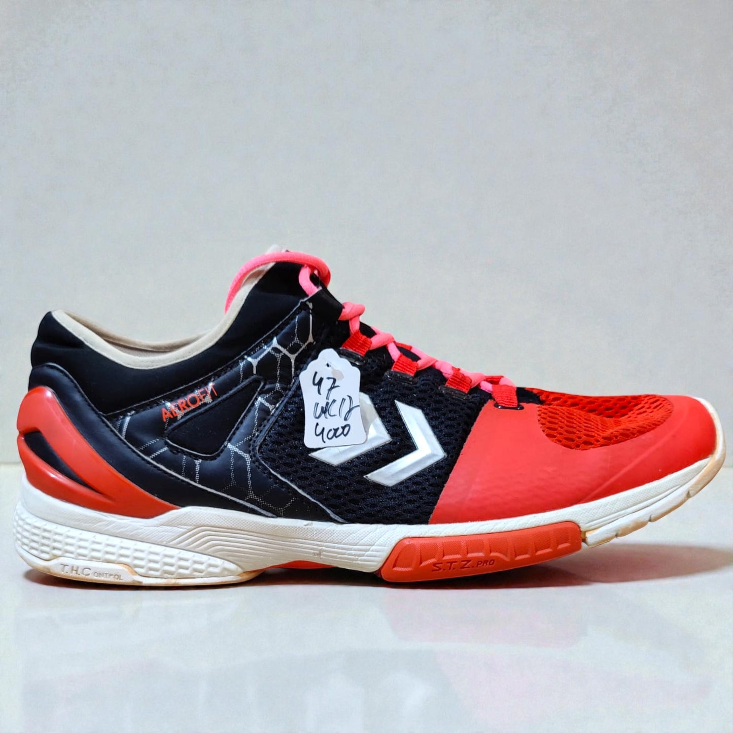 Hummel Aerocharge HB200 (Euro 47/UK 12)