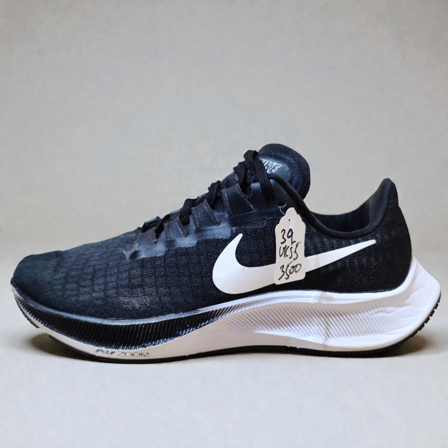 Nike Air Zoom Pegasus 34 (Euro 39/UK 5.5)