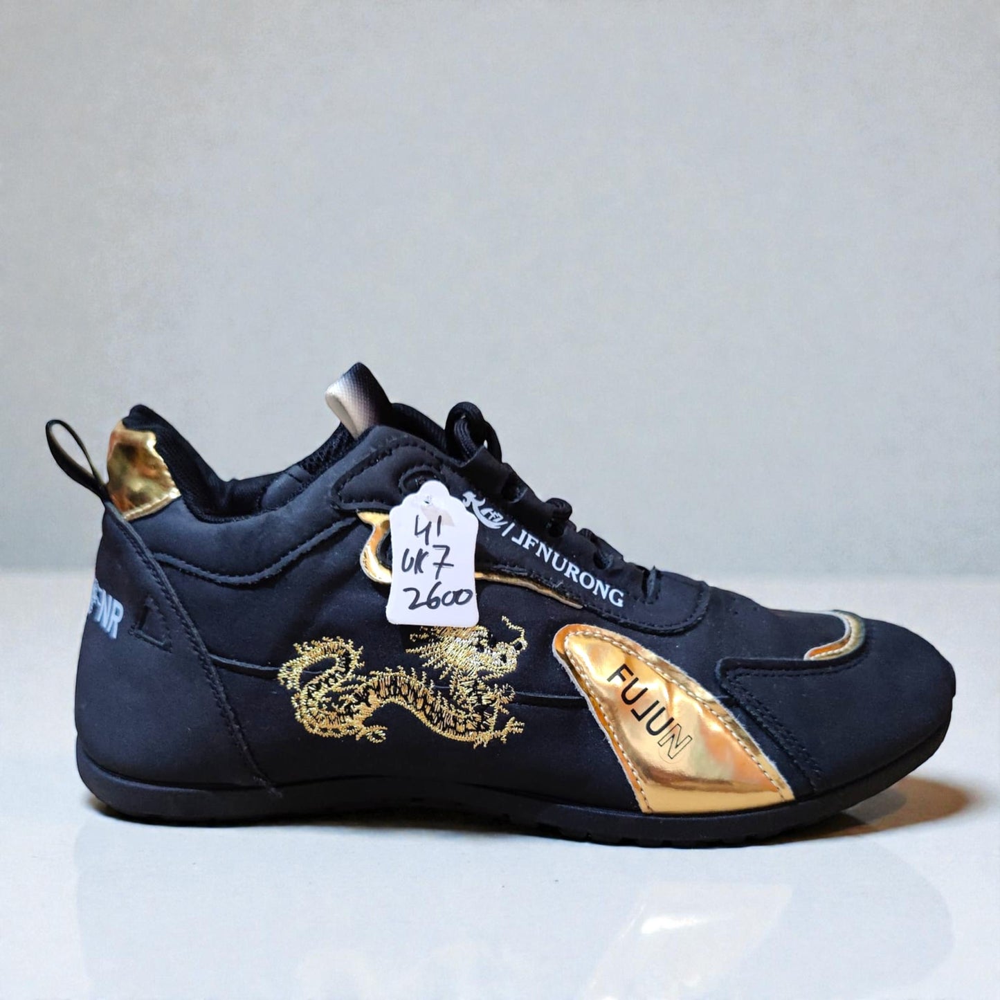 Black Sneaker (Euro 41/UK 7)