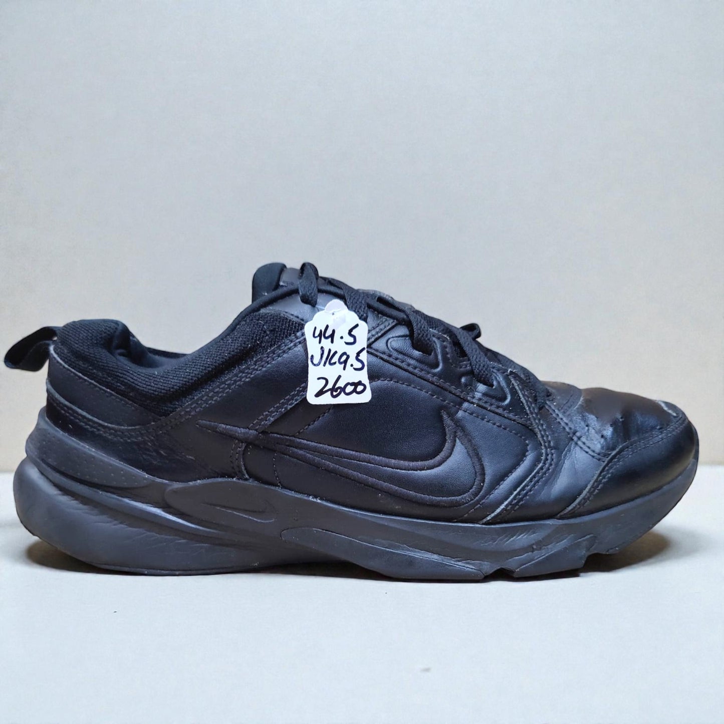 Nike Defy All Day (Euro 44.5/UK 9.5)