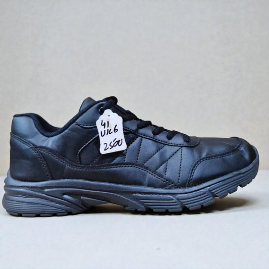 Men's Black Sports Shoes (Euro 41/UK 6)