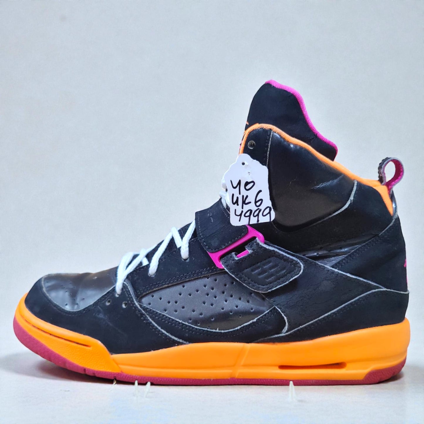 Nike Air Jordan Flight 45 (Euro 40/UK 6)