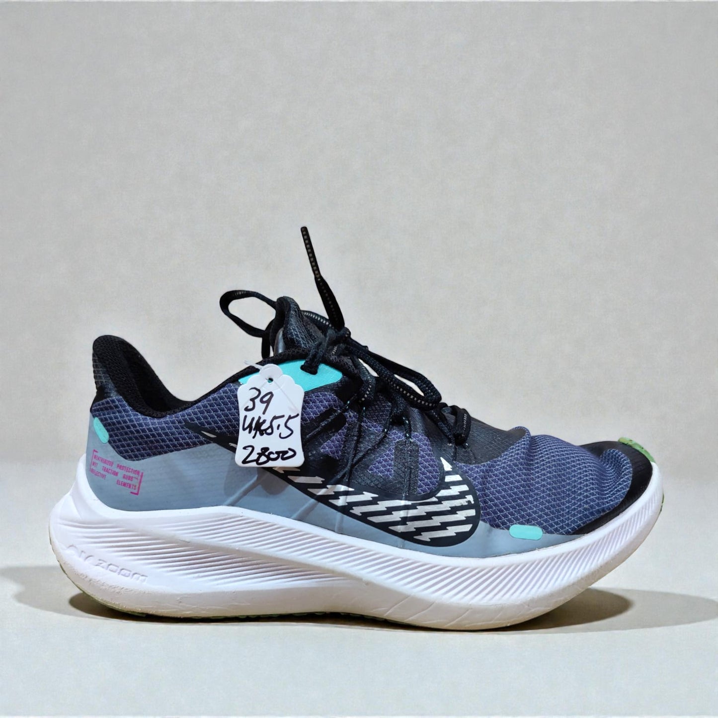 Nike Winflo 7 Shield (Euro 39/UK 5.5)
