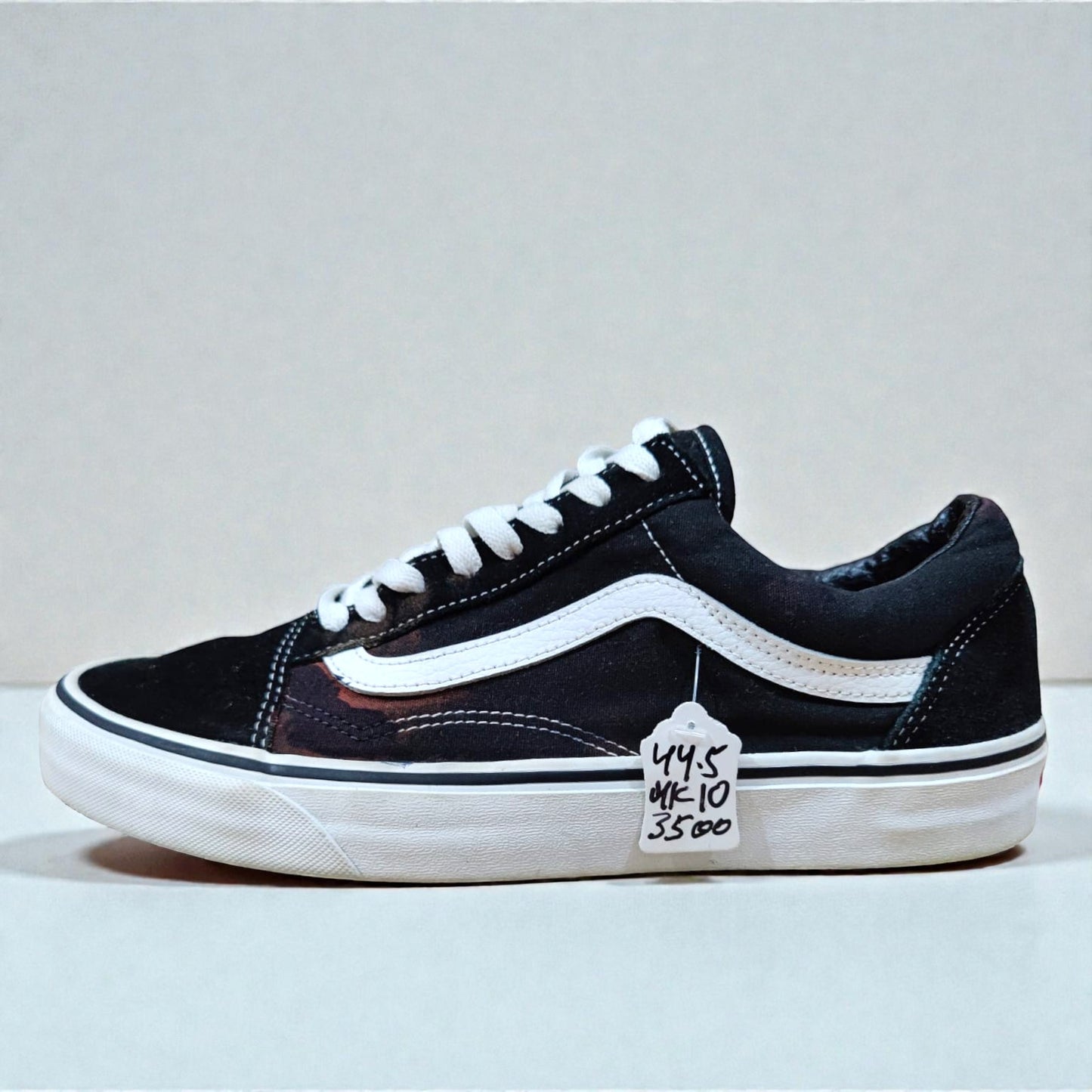 Vans Old Skool (Euro 44.5/UK 10)