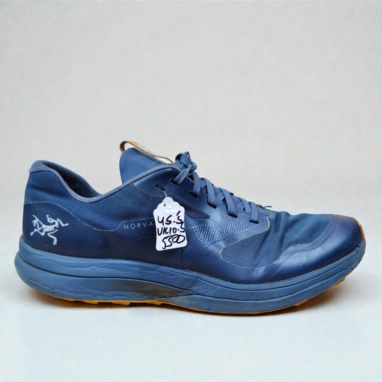 Arc'teryx Norvan LD 2 (Euro 45.5/UK 10.5)