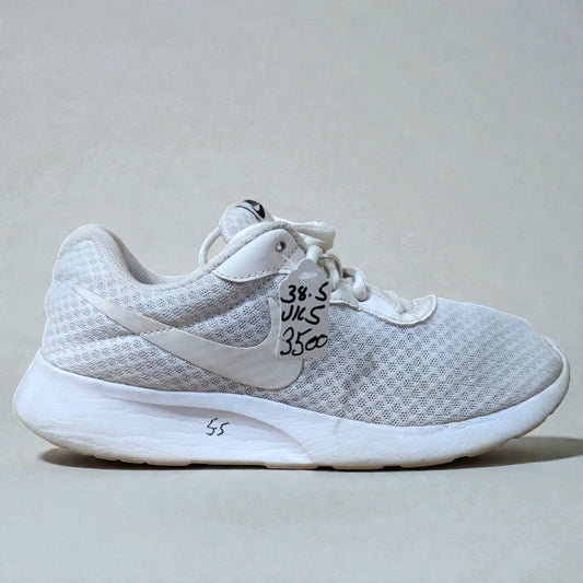 Nike Tanjun (Euro 38.5/UK 5)
