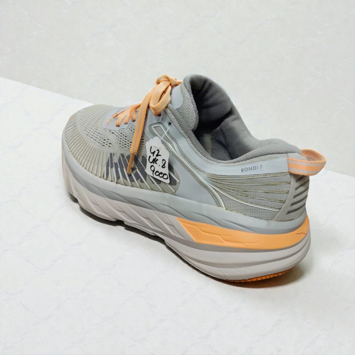 HOKA ONE ONE BONDI 7 (Size 41.5/UK 7.5)