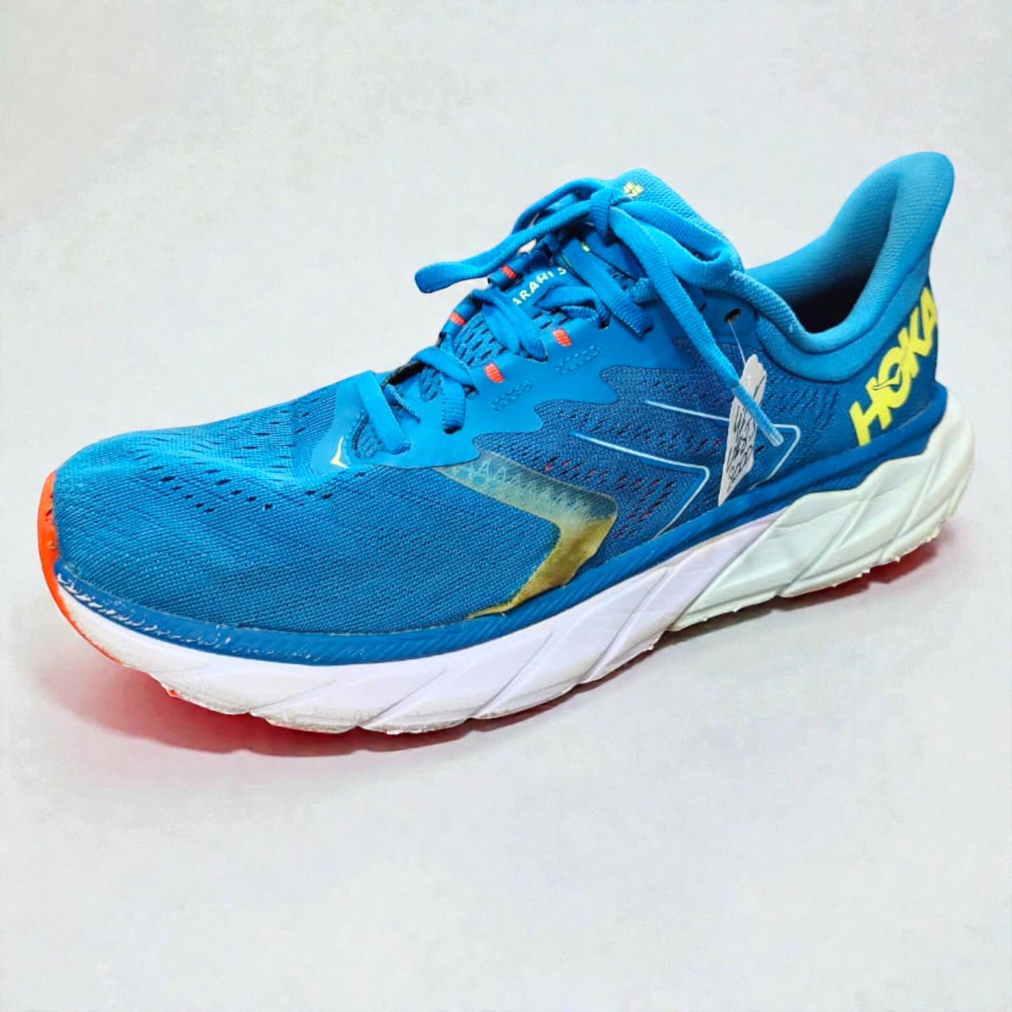 HOKA ONE ONE 8B (Size 42.5/UK 8.5)