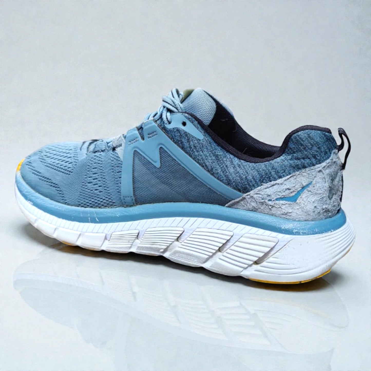 HOKA ONE ONE GAVIOTA 2 (Size 42/UK 8)