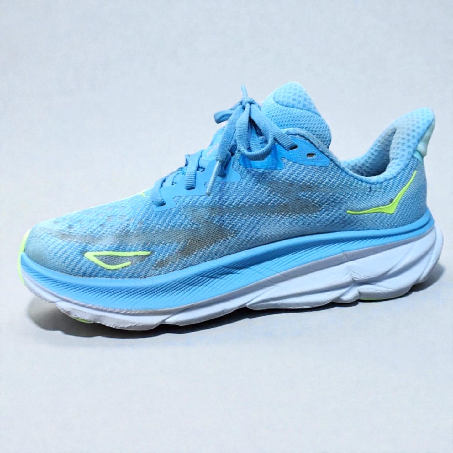 HOKA ONE CLIFTON 8 (Size 38/UK 5)