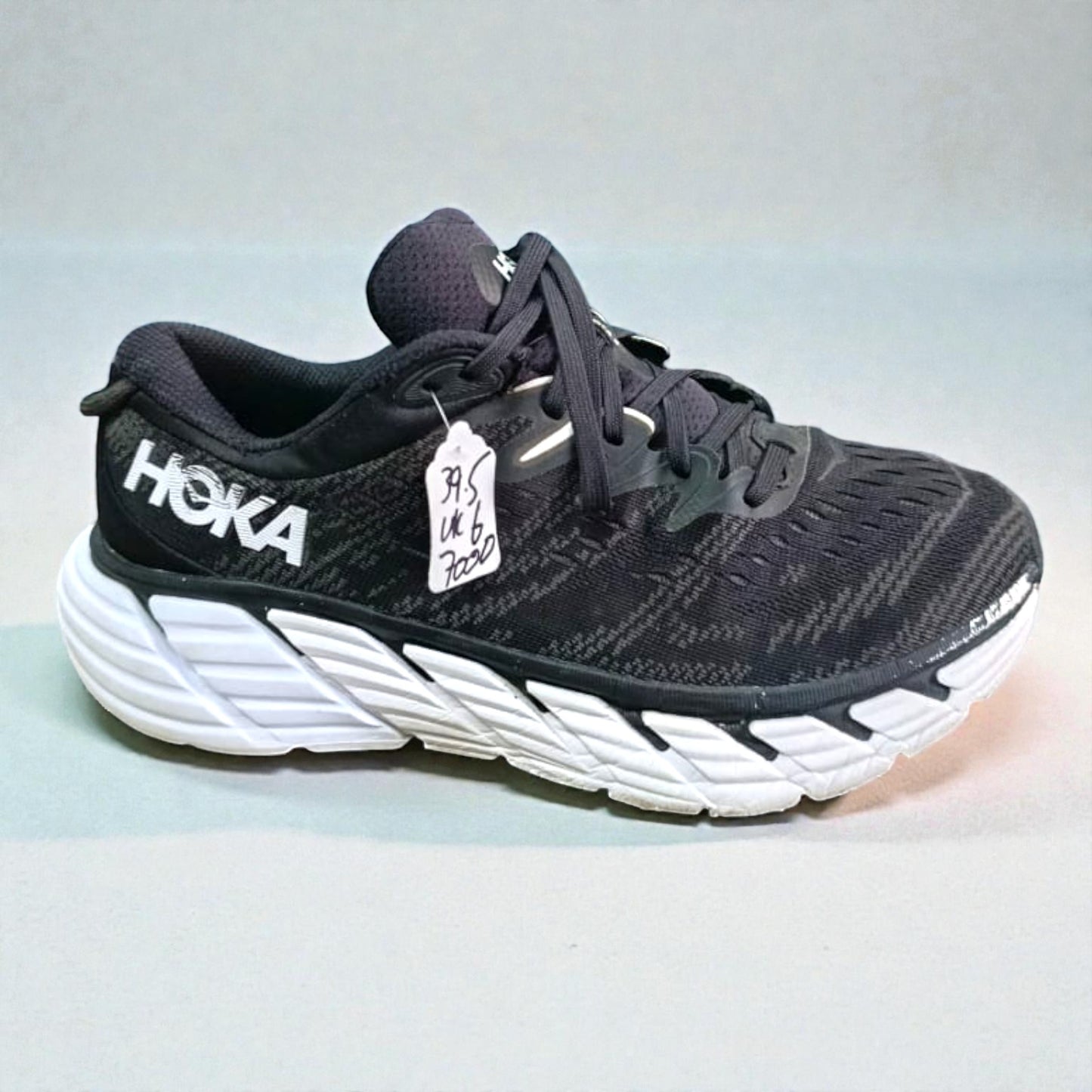 HOKA GAVIOTA 4 (Size 39.5/UK 6)