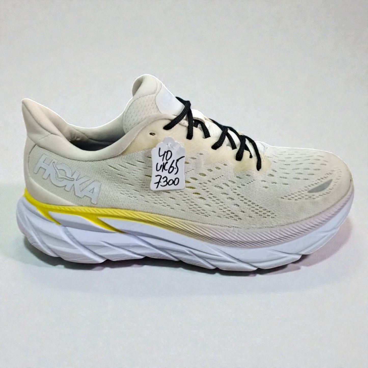 HOKA ONE ONE CLIFTON 8 (Size 40/UK 6.5)