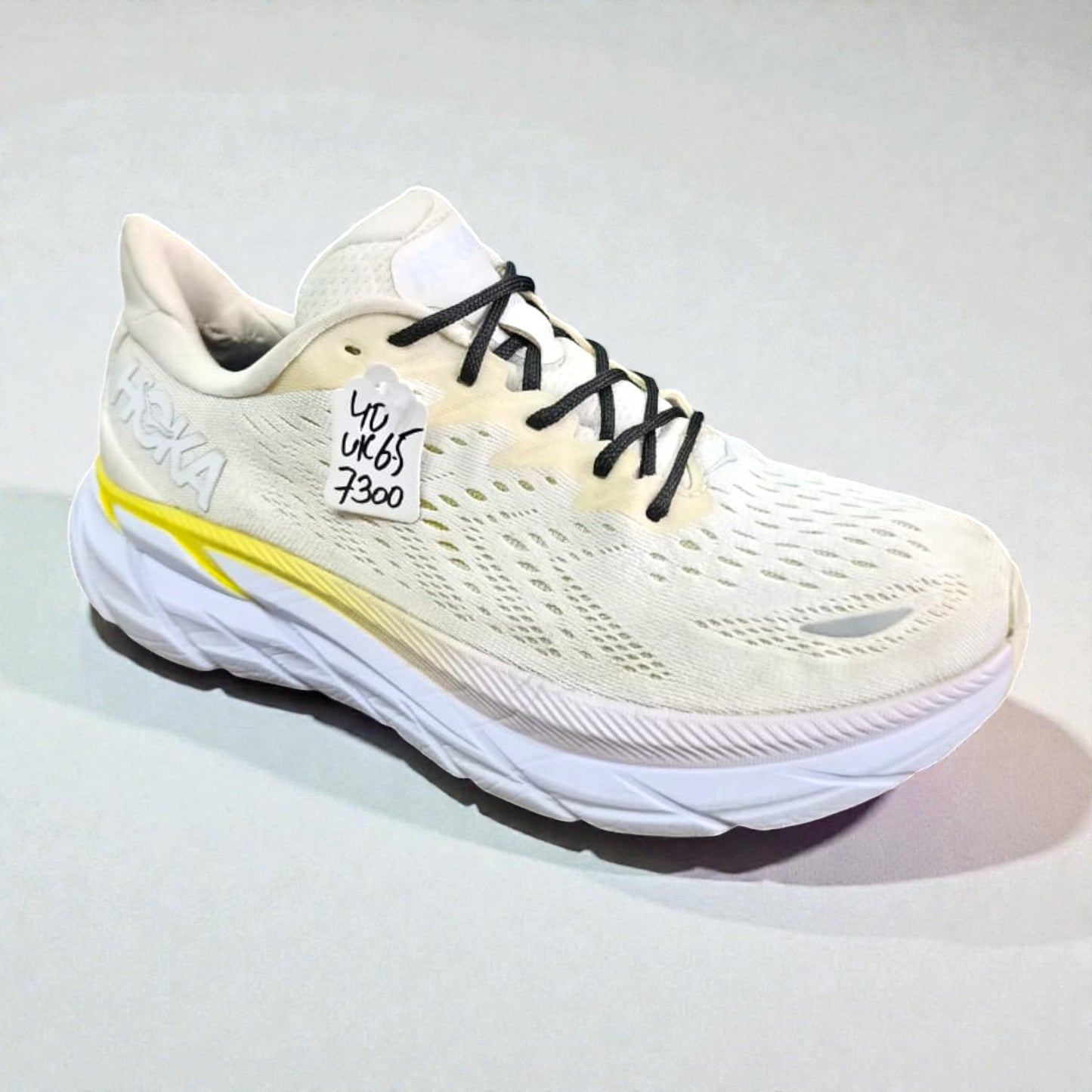 HOKA ONE ONE CLIFTON 8 (Size 40/UK 6.5)