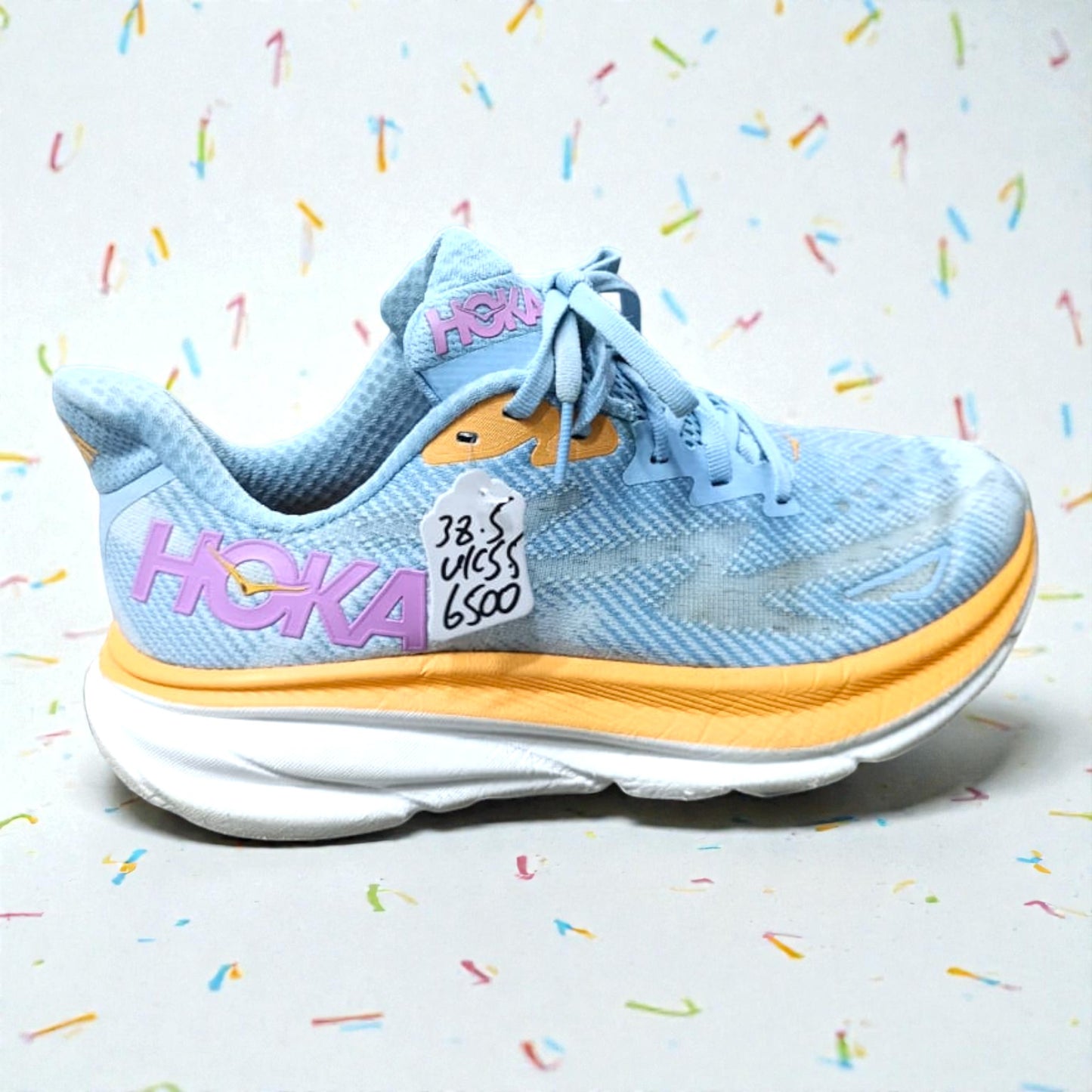 HOKA ONE ONE CLIFTON 9 (Size 38.5/UK 5.5)