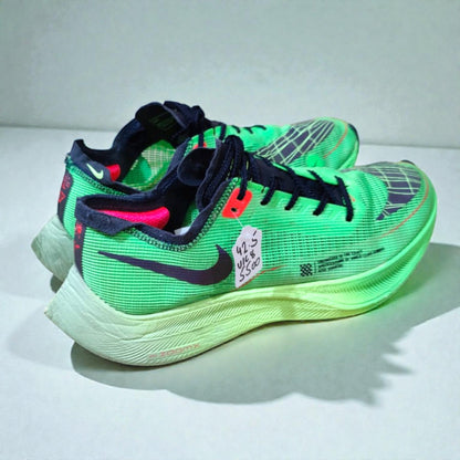 NIKE ZOOM X VAPORFLY (Size 42.5/UK 8)