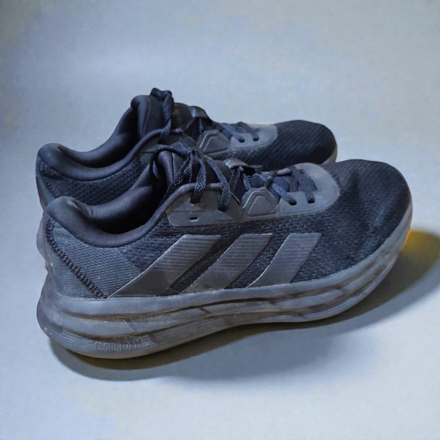 ADIDAS GALAXY 7 (Size 40.5/UK 7)