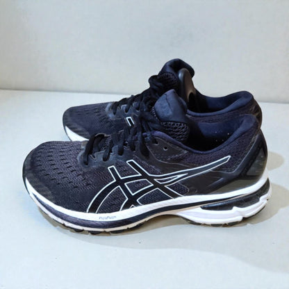 ASICS GT-2000 9 RUNNER (Size 40.5/UK 6.5)